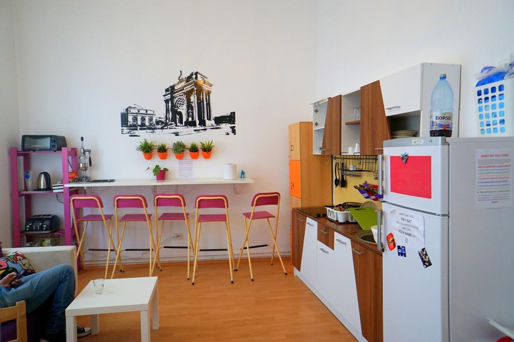 Little Bucharest Old Town Hostel ห้อง รูปภาพ