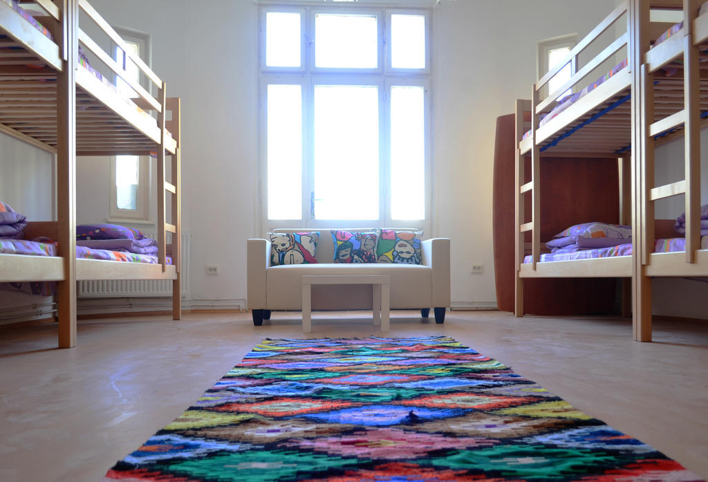 Little Bucharest Old Town Hostel ภายนอก รูปภาพ