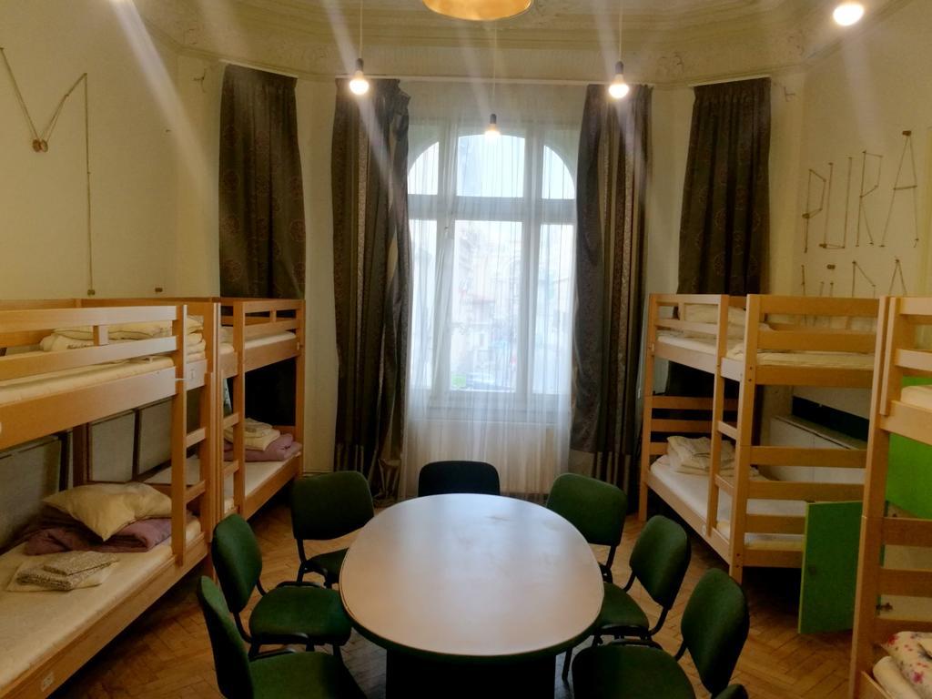 Little Bucharest Old Town Hostel ภายนอก รูปภาพ