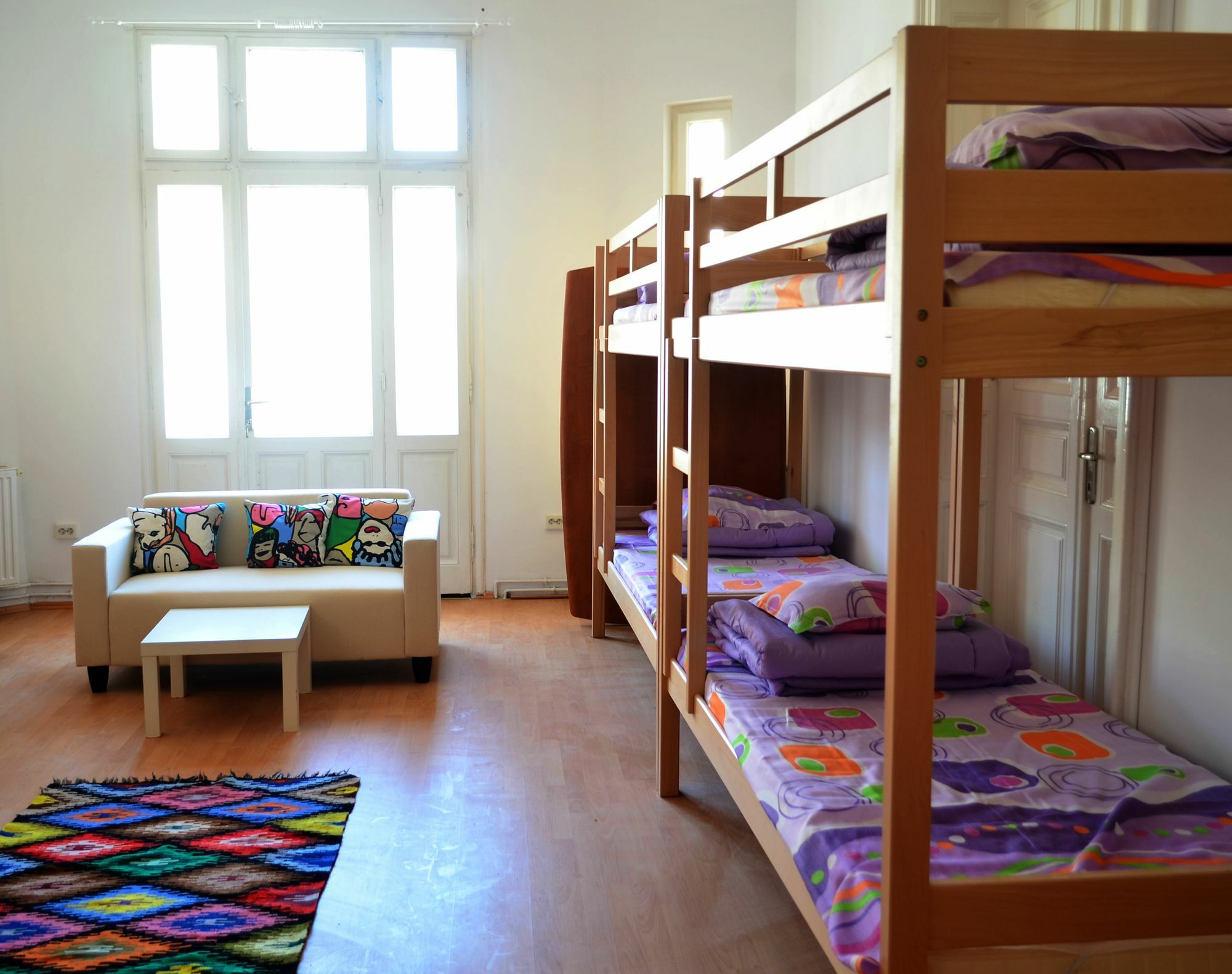 Little Bucharest Old Town Hostel ภายนอก รูปภาพ